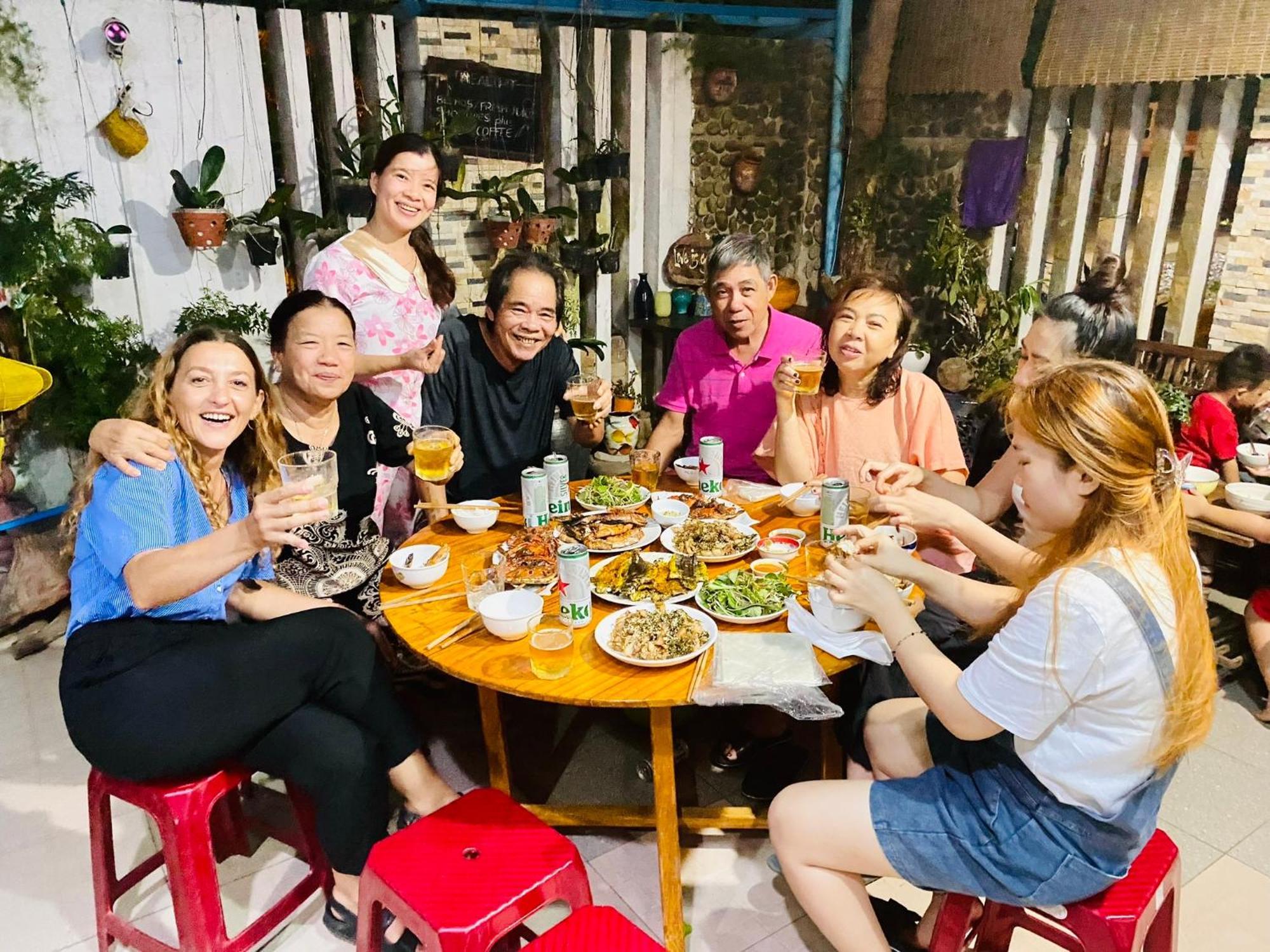 Golden Lantern Tam Thanh Homestay Ταμ Κỳ Εξωτερικό φωτογραφία